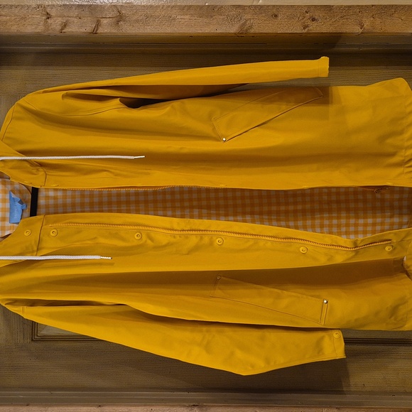 Draper James Yellow Rain Jacket Zip Ip Botton Up Closure 100% Polyester Ladies L - Picture 4 of 11